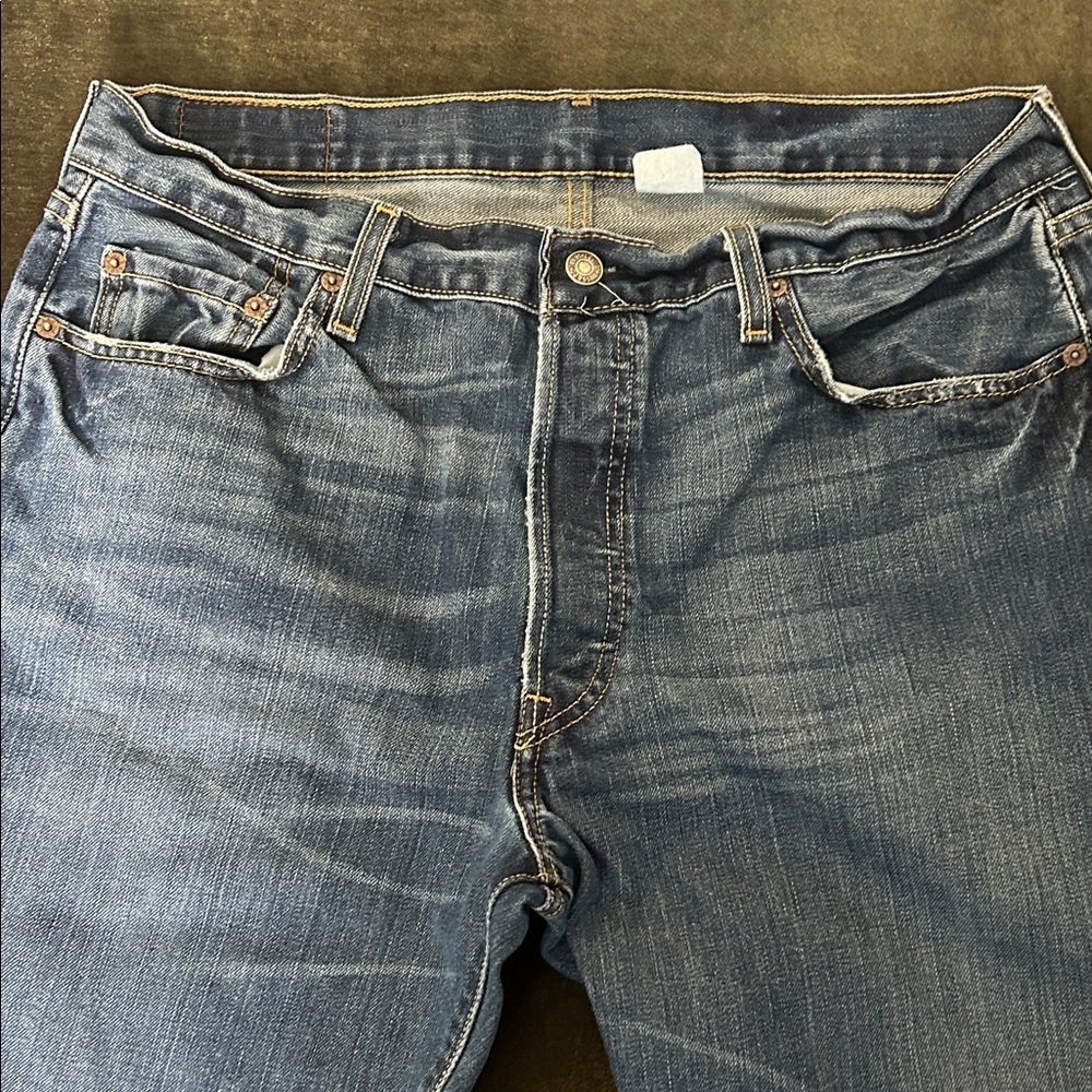 Levi's 501 button fly Jeans - Picture 8 of 12